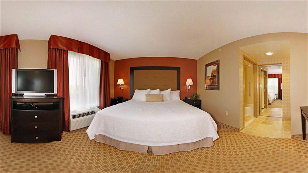 Hampton Inn & Suites Herndon-Reston Exterior foto