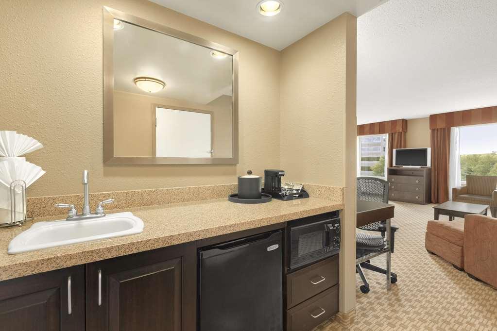 Hampton Inn & Suites Herndon-Reston Habitación foto