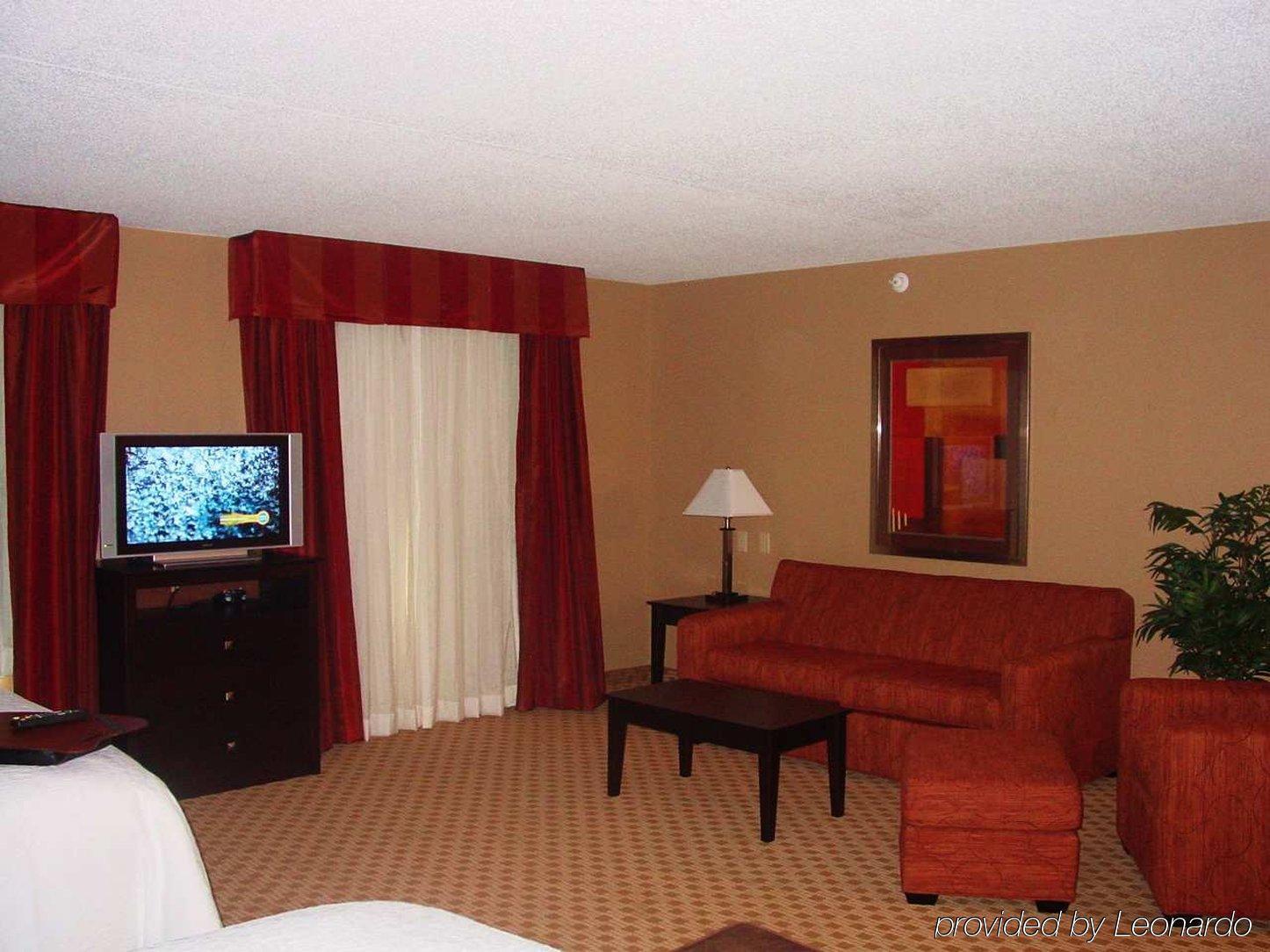 Hampton Inn & Suites Herndon-Reston Habitación foto